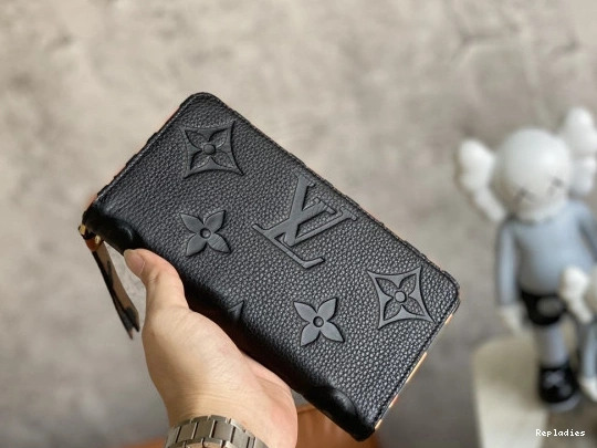 Rep ladies VUITTON LOUIS WALLET ZIPPY 0709